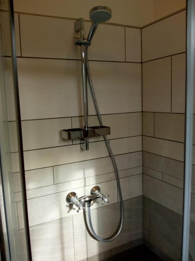 Aldo, Not For Parties, Not A Hotel, Room With Shared Bathroom, No Kitchen อัมสเตอร์ดัม ภายนอก รูปภาพ