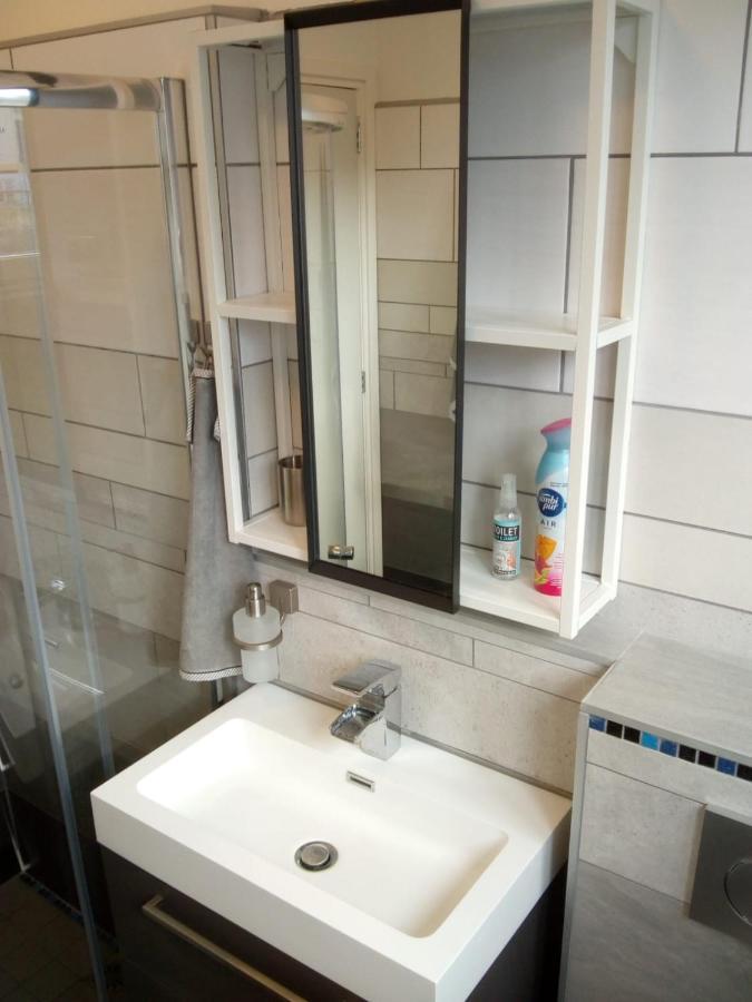 Aldo, Not For Parties, Not A Hotel, Room With Shared Bathroom, No Kitchen อัมสเตอร์ดัม ภายนอก รูปภาพ