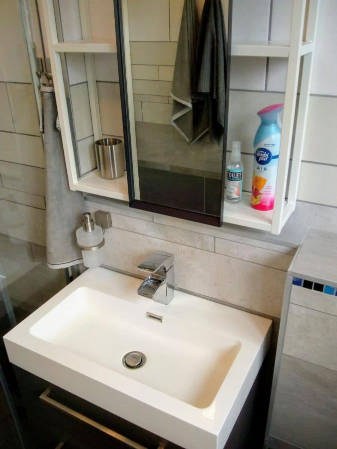 Aldo, Not For Parties, Not A Hotel, Room With Shared Bathroom, No Kitchen อัมสเตอร์ดัม ภายนอก รูปภาพ